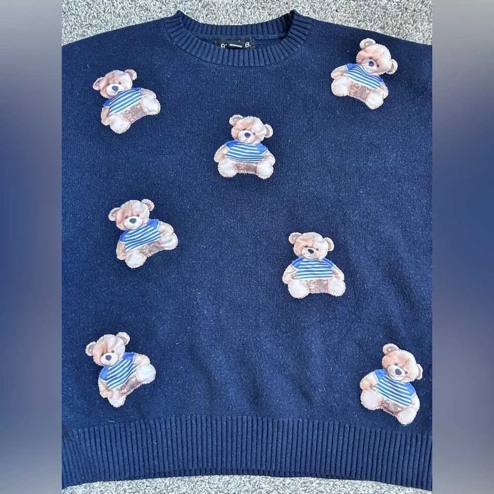 Arden B. Navy Blue Cozy Teddy Bear Patched Sweater size Medium - Picture 2 of 9